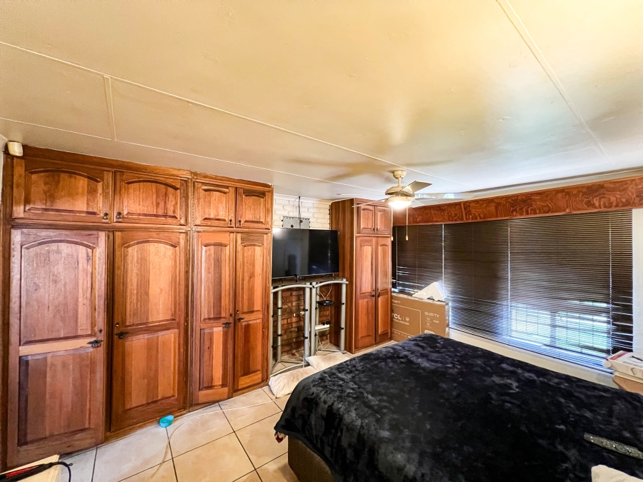 To Let 4 Bedroom Property for Rent in Dennesig Mpumalanga