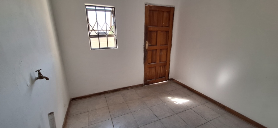To Let 4 Bedroom Property for Rent in Model Park Mpumalanga