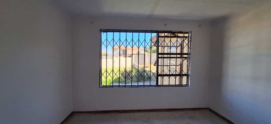 To Let 4 Bedroom Property for Rent in Model Park Mpumalanga