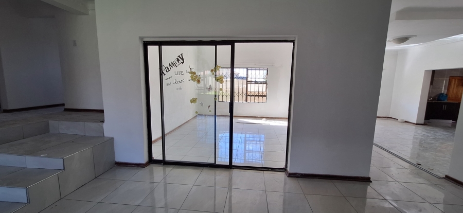 To Let 4 Bedroom Property for Rent in Model Park Mpumalanga