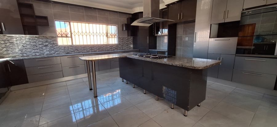 To Let 4 Bedroom Property for Rent in Model Park Mpumalanga