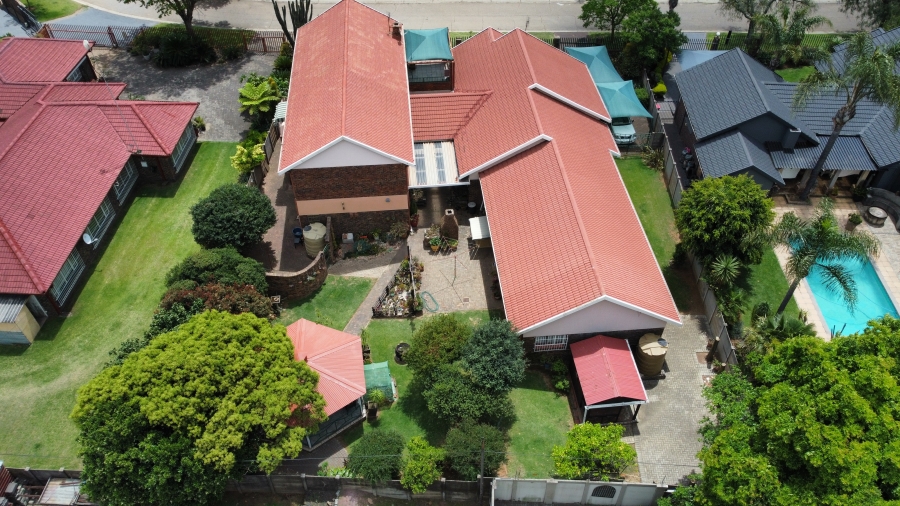6 Bedroom Property for Sale in Del Judor Ext 4 Mpumalanga