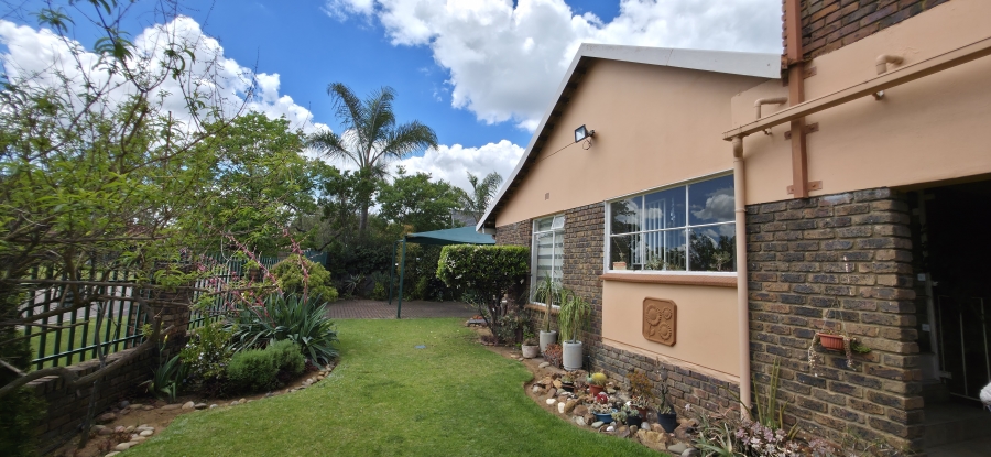 6 Bedroom Property for Sale in Del Judor Ext 4 Mpumalanga