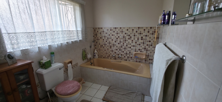 6 Bedroom Property for Sale in Del Judor Ext 4 Mpumalanga