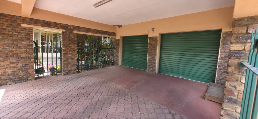 6 Bedroom Property for Sale in Del Judor Ext 4 Mpumalanga