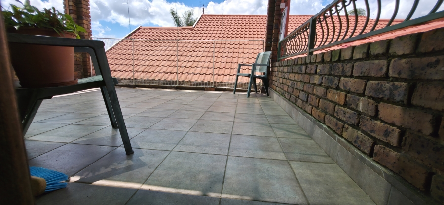 6 Bedroom Property for Sale in Del Judor Ext 4 Mpumalanga