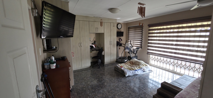6 Bedroom Property for Sale in Del Judor Ext 4 Mpumalanga