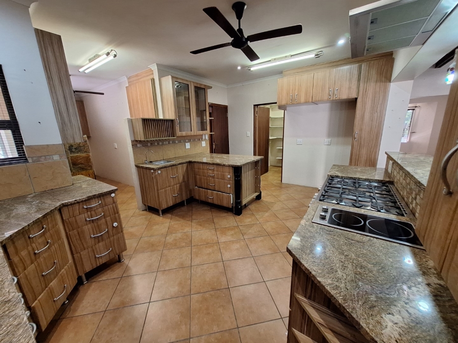 To Let 4 Bedroom Property for Rent in Sonheuwel Ext 1 Mpumalanga