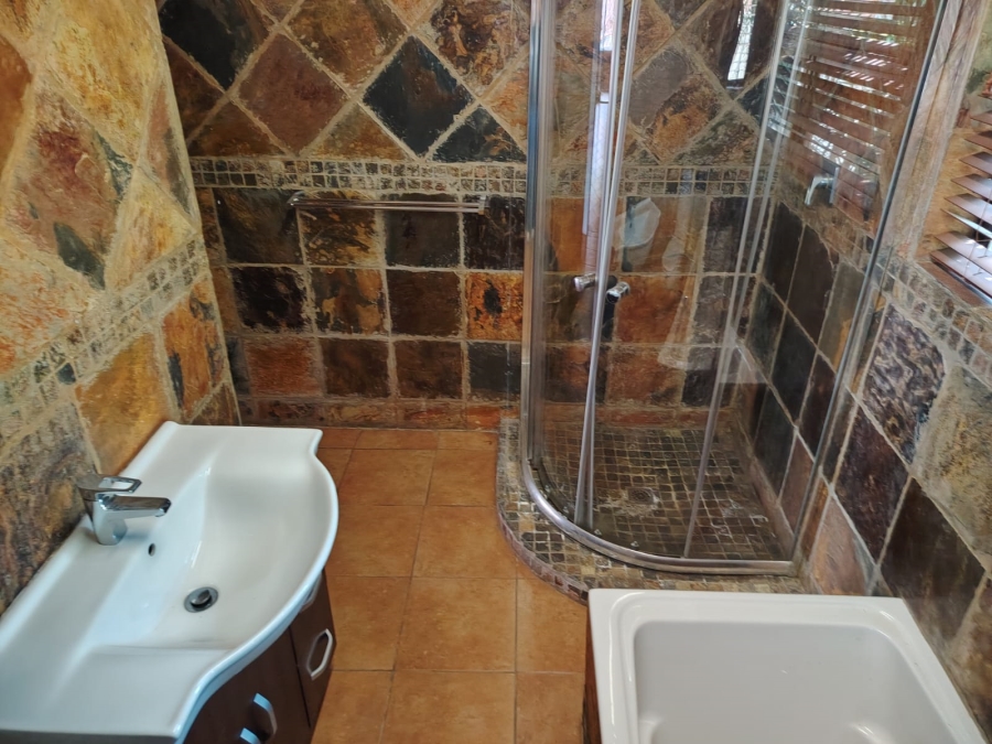To Let 4 Bedroom Property for Rent in Sonheuwel Ext 1 Mpumalanga