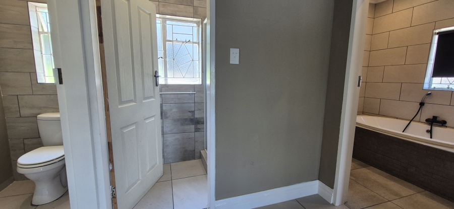 4 Bedroom Property for Sale in Nelspruit Ext 4 Mpumalanga