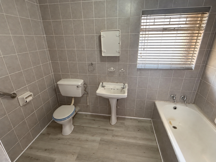 5 Bedroom Property for Sale in Suidheuwel Mpumalanga