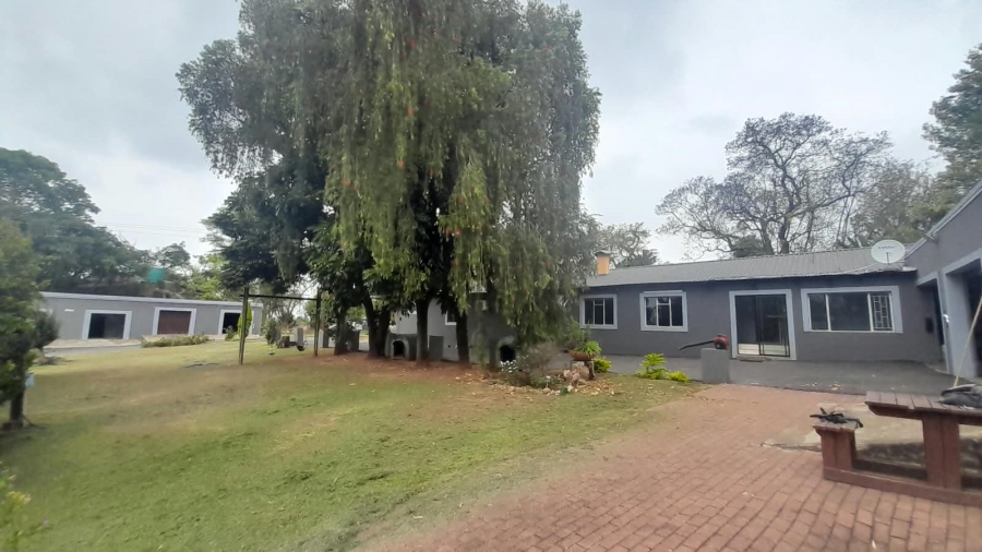 Commercial Property for Sale in White River Estates Mpumalanga