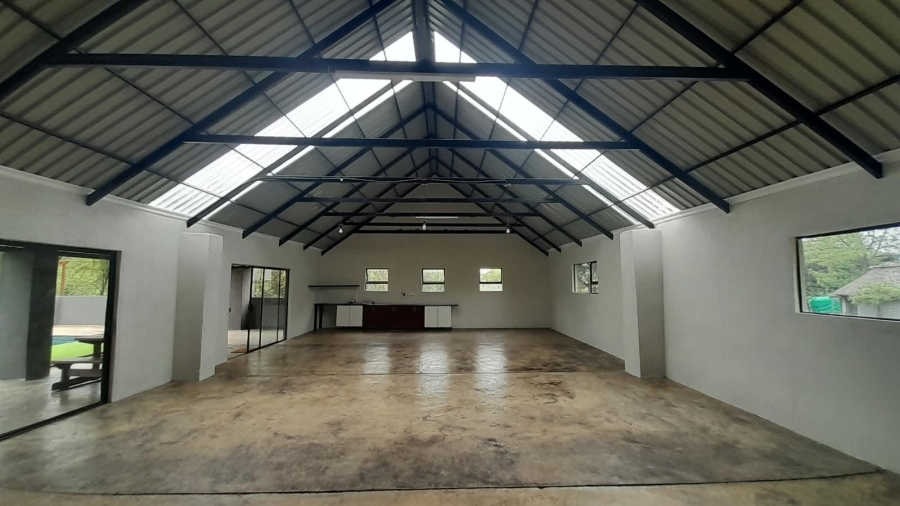 Commercial Property for Sale in White River Estates Mpumalanga