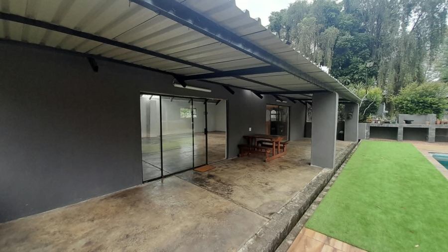 Commercial Property for Sale in White River Estates Mpumalanga