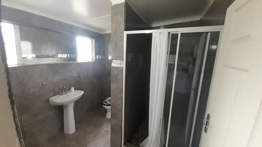 Commercial Property for Sale in White River Estates Mpumalanga