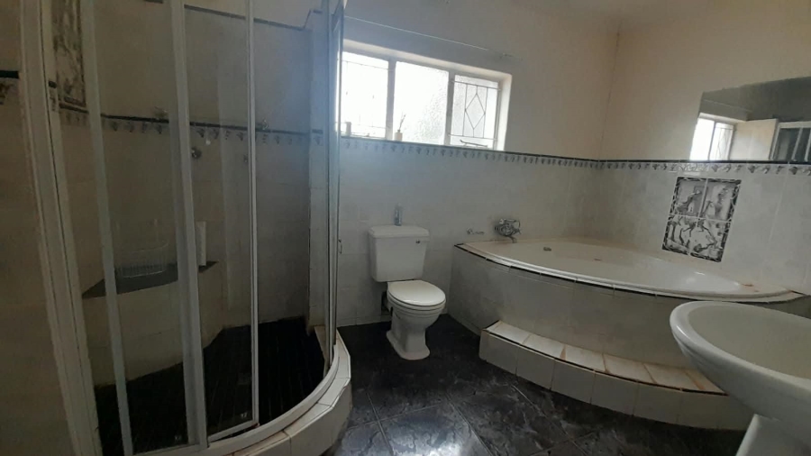Commercial Property for Sale in White River Estates Mpumalanga