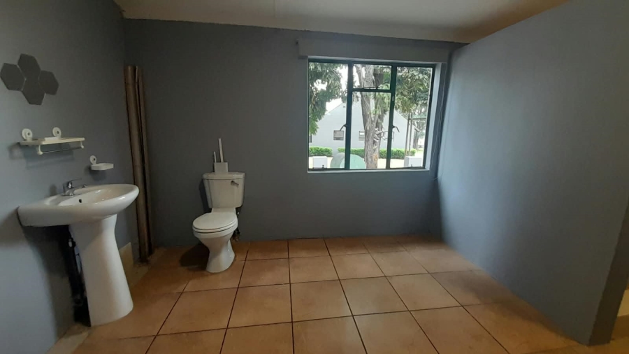 Commercial Property for Sale in White River Estates Mpumalanga