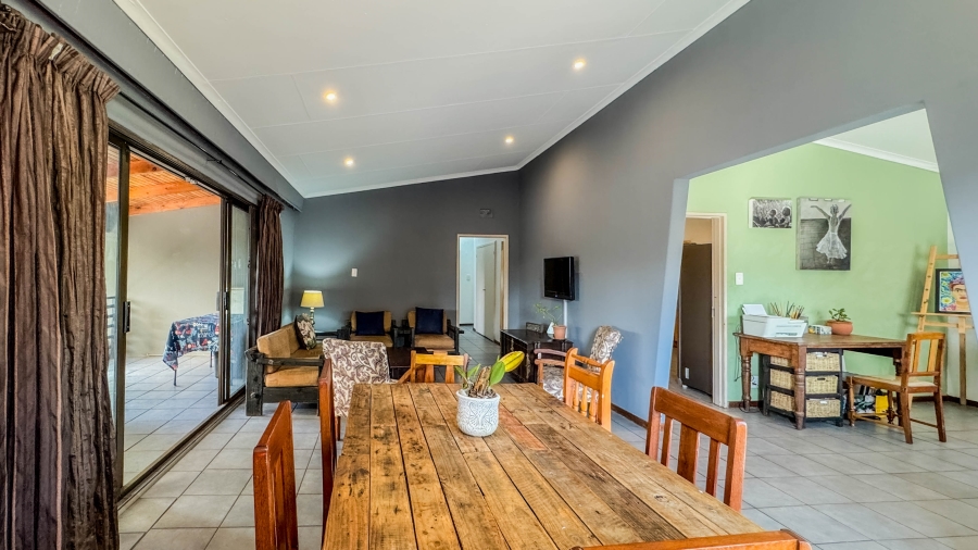 4 Bedroom Property for Sale in Nelspruit Ext 5 Mpumalanga