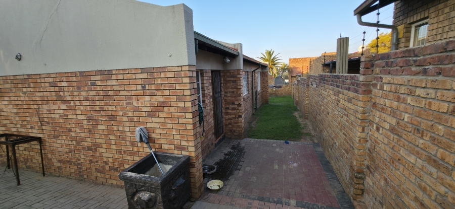 To Let 3 Bedroom Property for Rent in Die Heuwel Mpumalanga