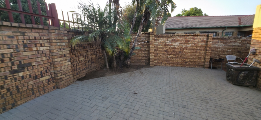 To Let 3 Bedroom Property for Rent in Die Heuwel Mpumalanga