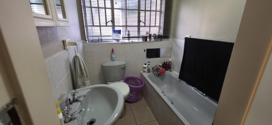 To Let 3 Bedroom Property for Rent in Die Heuwel Mpumalanga