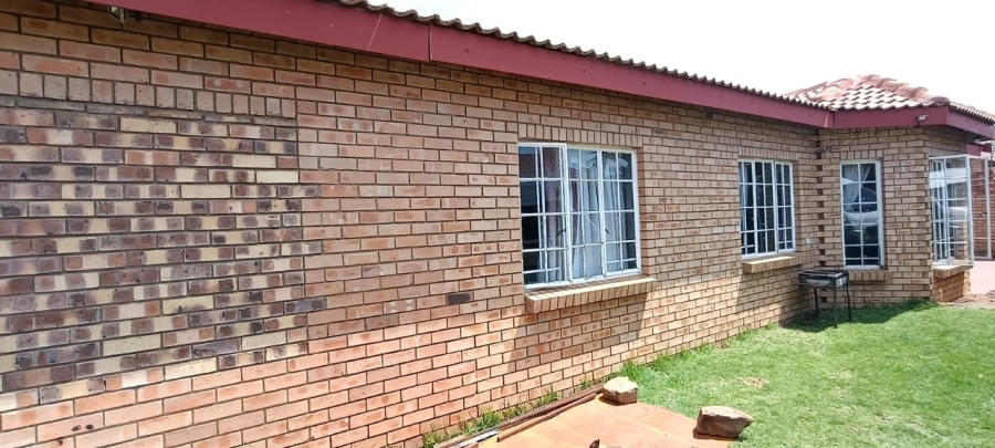 3 Bedroom Property for Sale in Reyno Ridge Mpumalanga