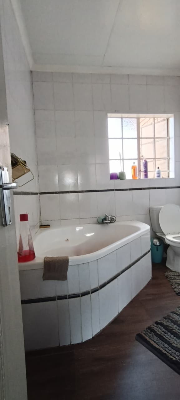 3 Bedroom Property for Sale in Reyno Ridge Mpumalanga