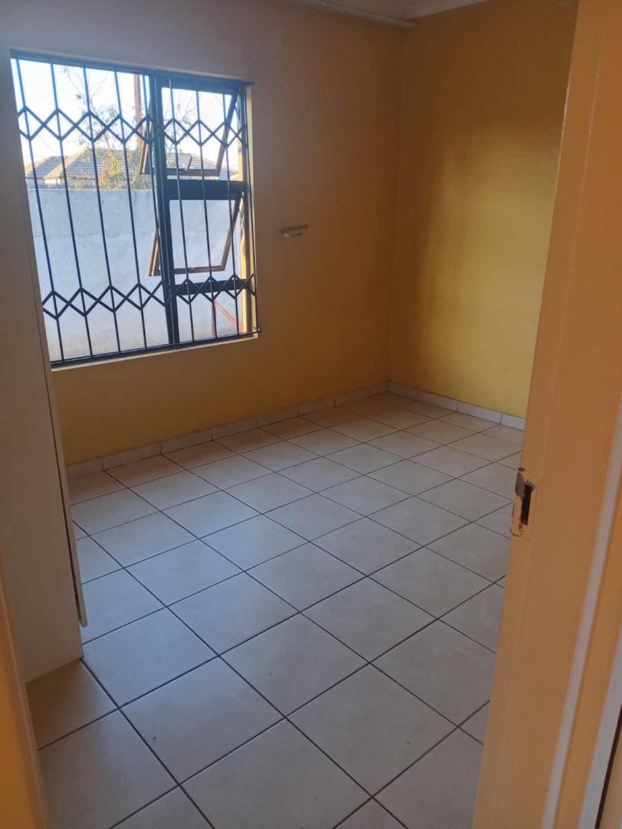 2 Bedroom Property for Sale in Kwaguqa Mpumalanga