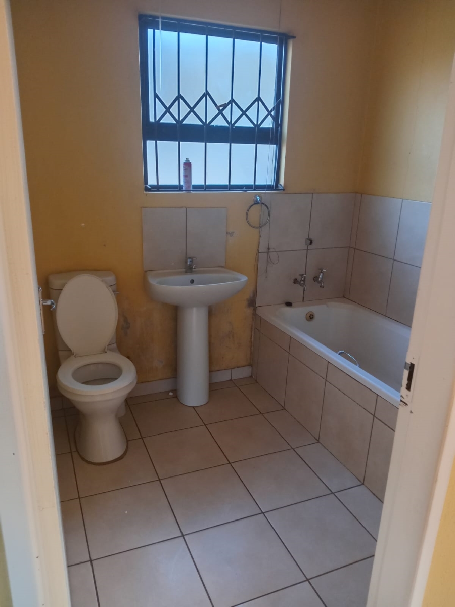 2 Bedroom Property for Sale in Kwaguqa Mpumalanga