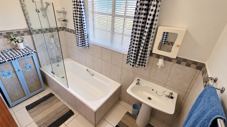 7 Bedroom Property for Sale in West Acres Ext 6 Mpumalanga