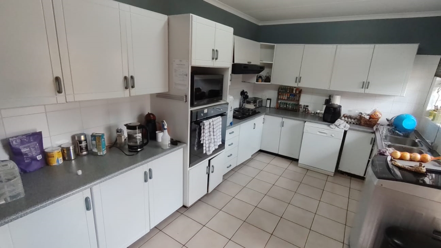 To Let 3 Bedroom Property for Rent in Steiltes Mpumalanga