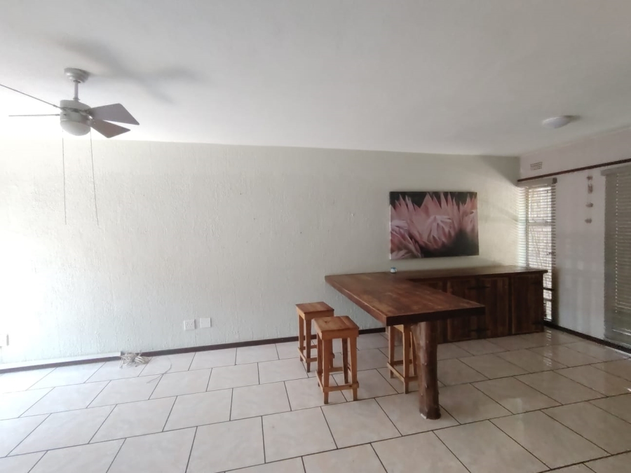 To Let 2 Bedroom Property for Rent in West Acres Mpumalanga