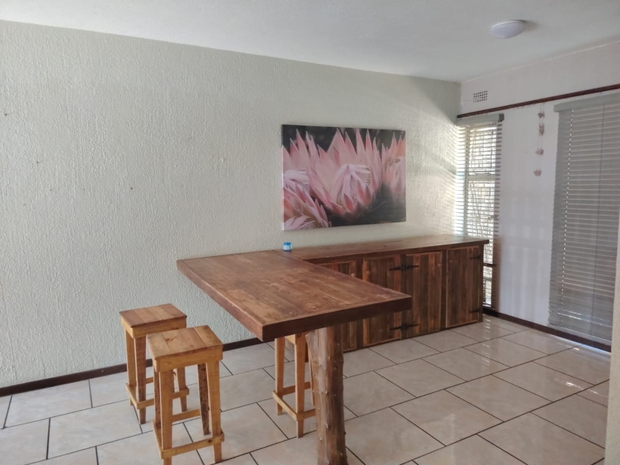 To Let 2 Bedroom Property for Rent in West Acres Mpumalanga