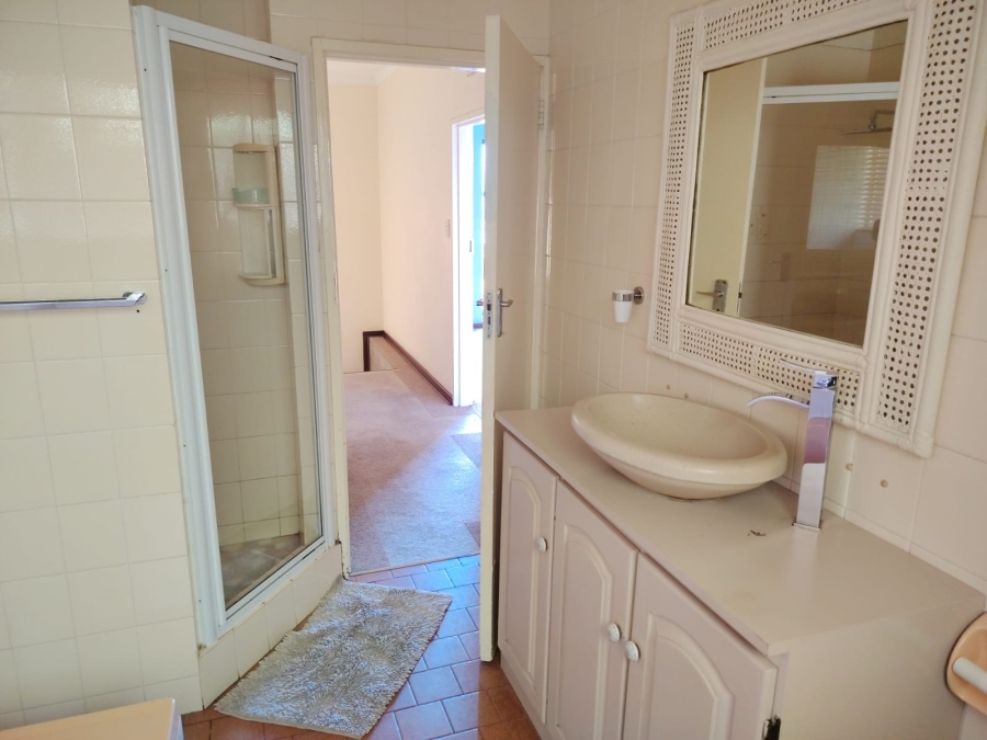 To Let 2 Bedroom Property for Rent in West Acres Mpumalanga