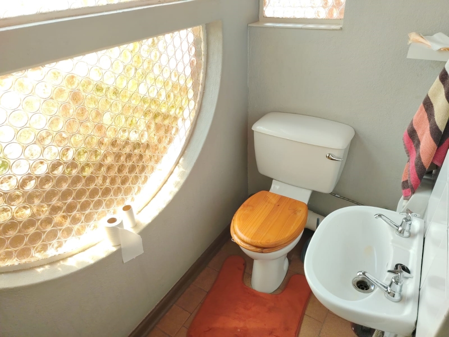 To Let 2 Bedroom Property for Rent in West Acres Mpumalanga