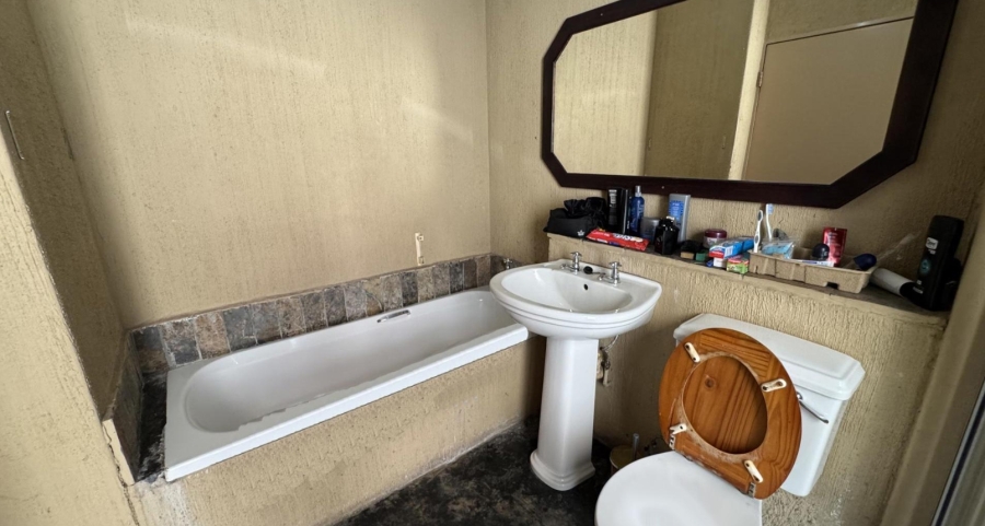 24 Bedroom Property for Sale in Sonheuwel Ext 1 Mpumalanga
