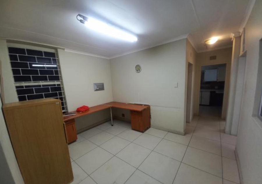 2 Bedroom Property for Sale in Nelspruit Mpumalanga
