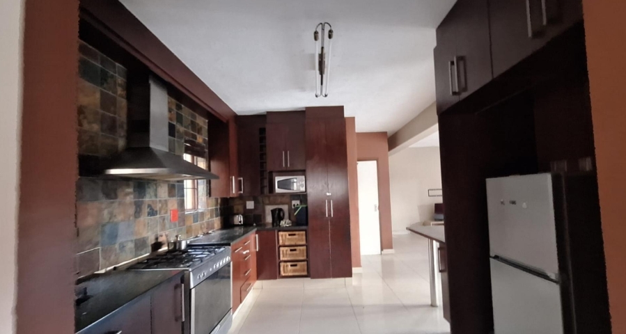 4 Bedroom Property for Sale in Stonehenge Mpumalanga