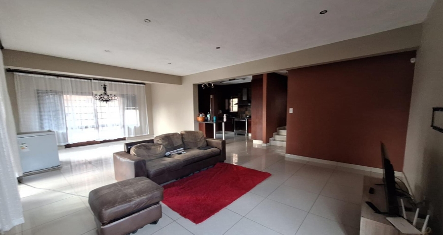 4 Bedroom Property for Sale in Stonehenge Mpumalanga