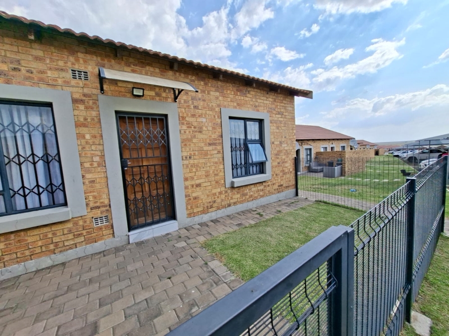 To Let 3 Bedroom Property for Rent in Terra Nova Mpumalanga