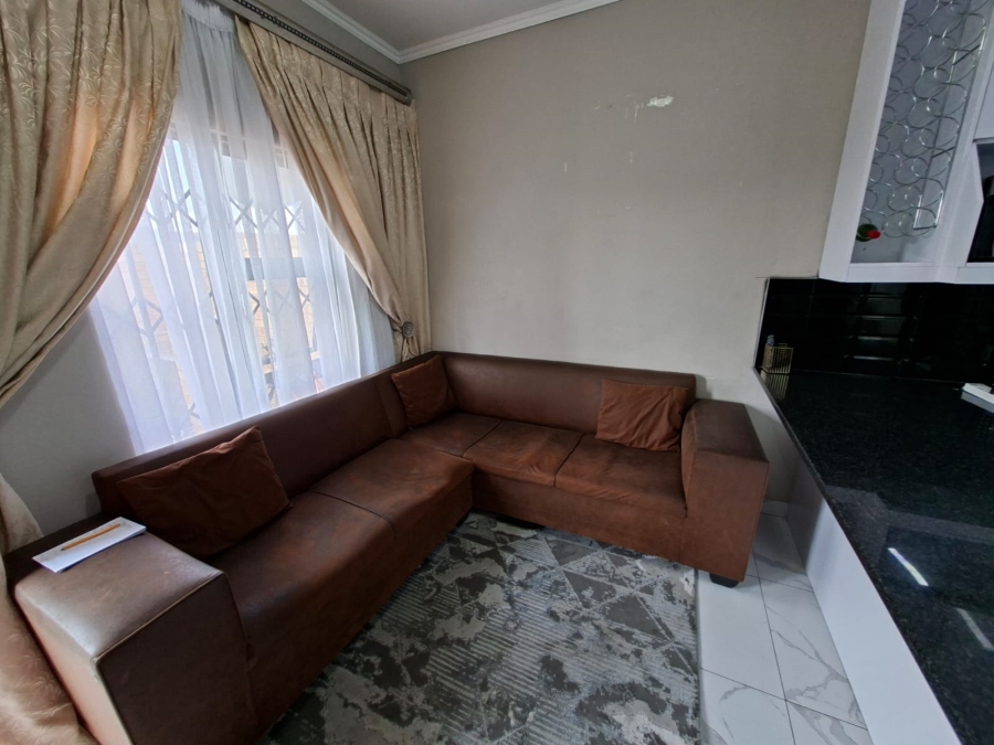 To Let 3 Bedroom Property for Rent in Terra Nova Mpumalanga