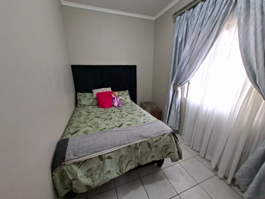 To Let 3 Bedroom Property for Rent in Terra Nova Mpumalanga