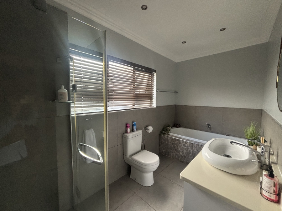 4 Bedroom Property for Sale in Bankenveld Estate Mpumalanga