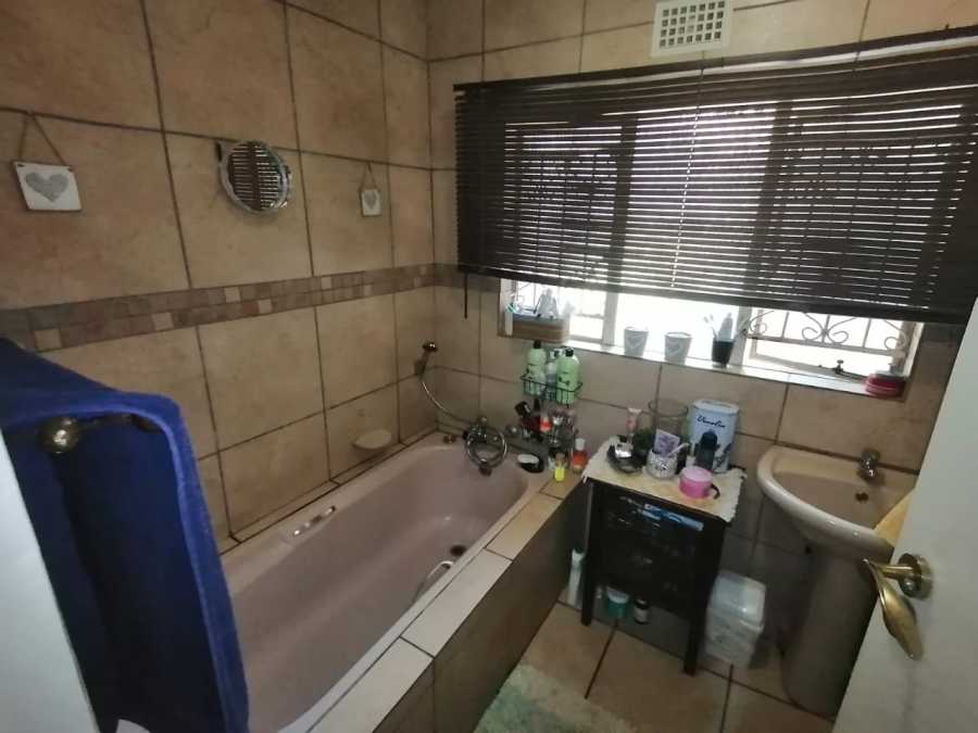 4 Bedroom Property for Sale in Barberton Mpumalanga
