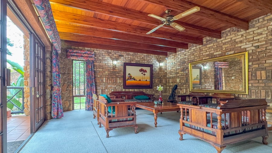 4 Bedroom Property for Sale in Sonheuwel Ext 1 Mpumalanga