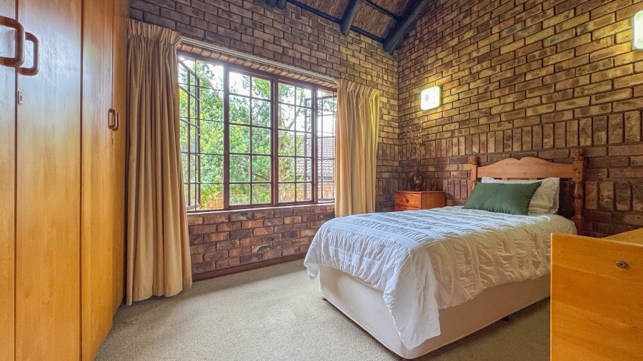 4 Bedroom Property for Sale in Sonheuwel Ext 1 Mpumalanga