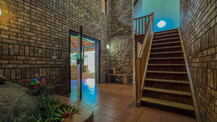 4 Bedroom Property for Sale in Sonheuwel Ext 1 Mpumalanga