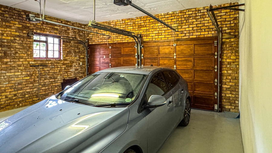 4 Bedroom Property for Sale in Sonheuwel Ext 1 Mpumalanga