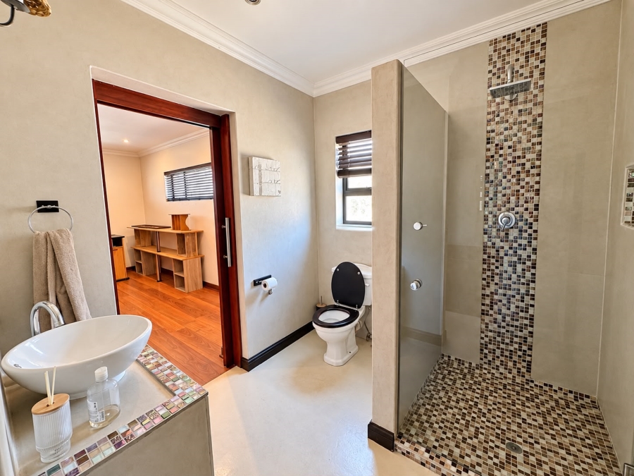 5 Bedroom Property for Sale in Ben Fleur Mpumalanga