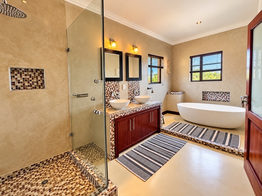 5 Bedroom Property for Sale in Ben Fleur Mpumalanga